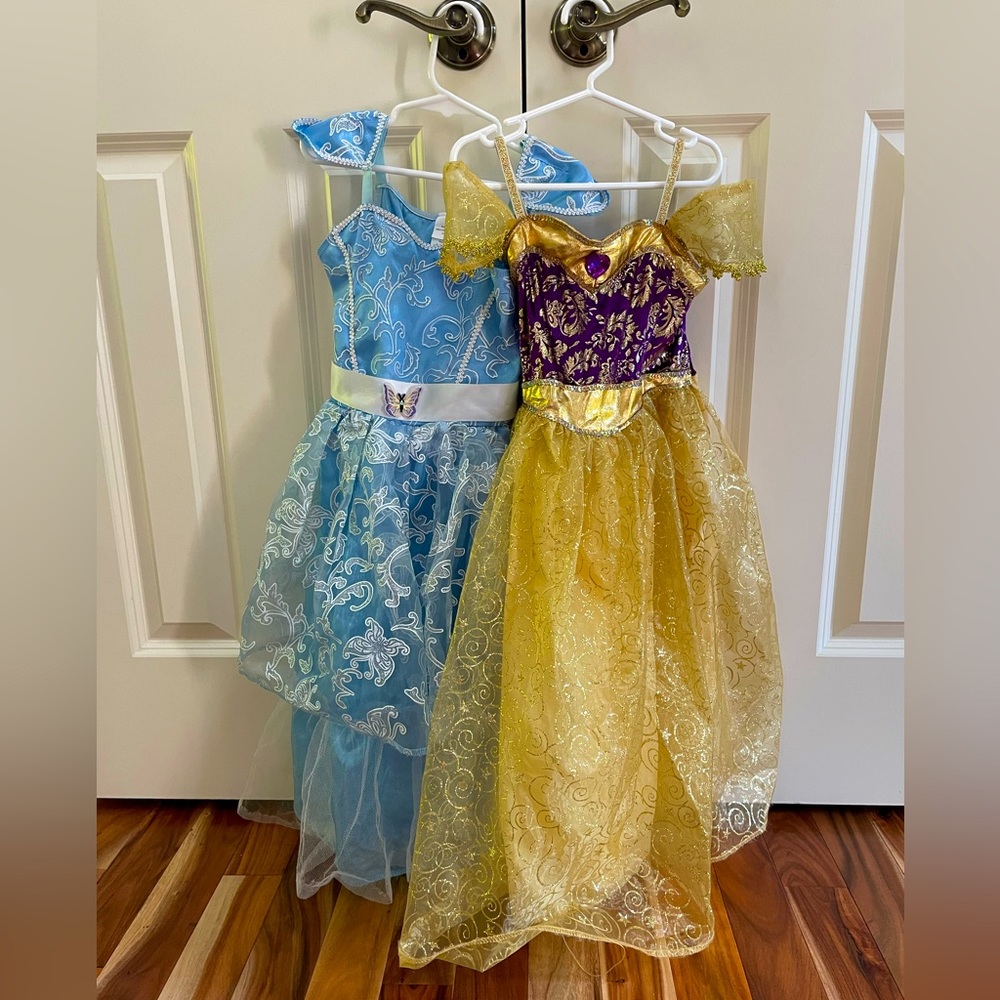 2 Dress Ups #costumes #dressups #playdresses